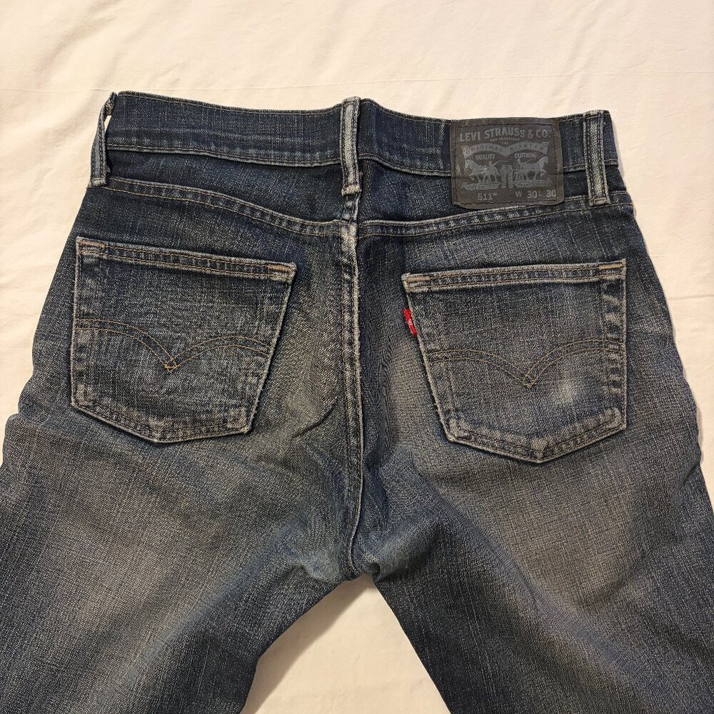 Distressed vintage Levi's jeans size 30 x 30